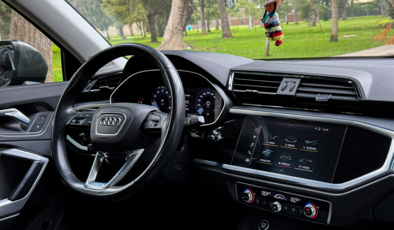 
								Audi Q3 2021 full									