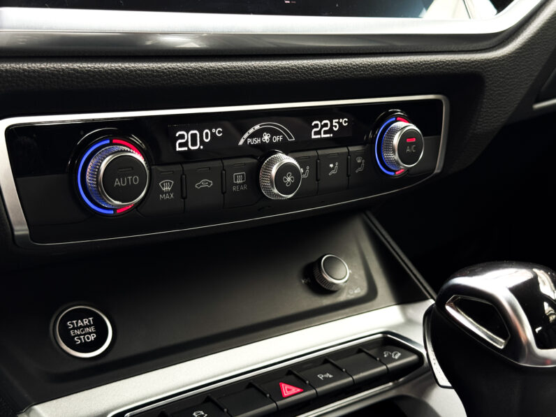 
								Audi Q3 2021 full									