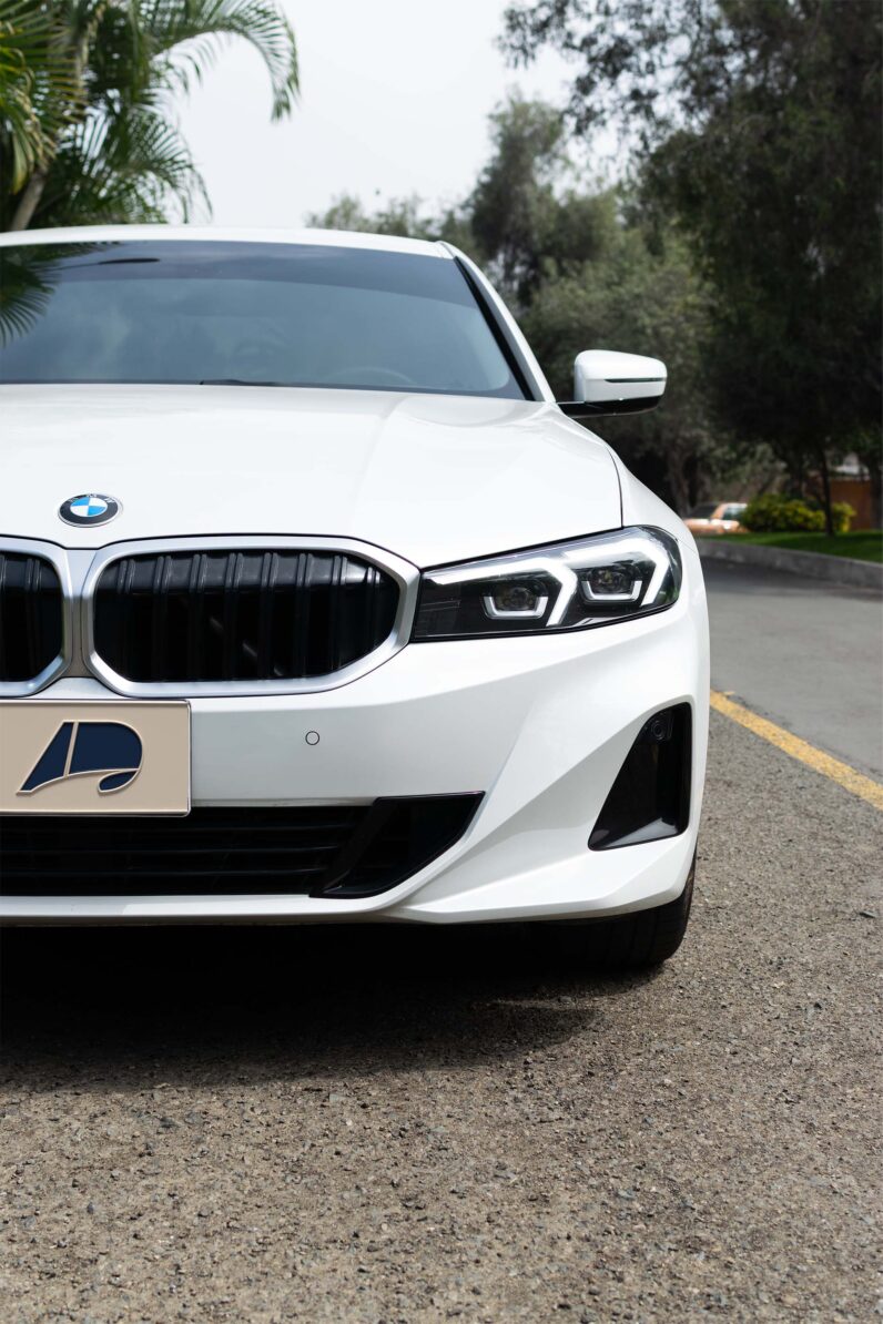 
								BMW 320i 2024 full									