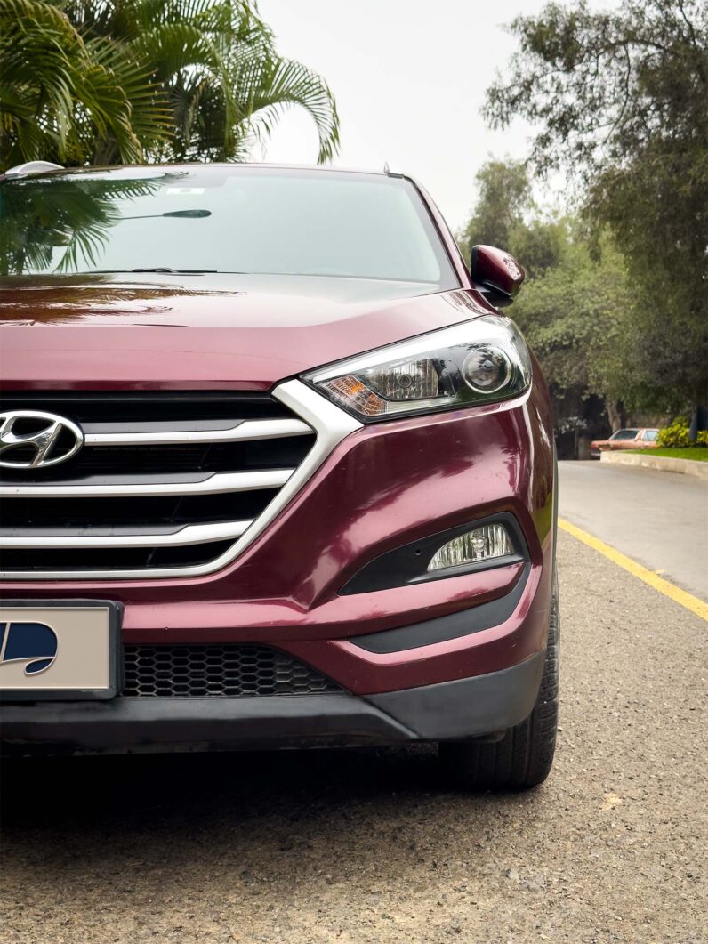 
								Hyundai Tucson 2018 full									