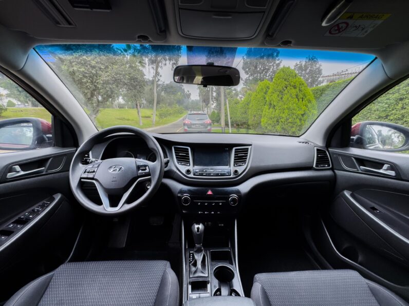 
								Hyundai Tucson 2018 full									