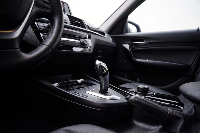 
								BMW 118i 2018 full									